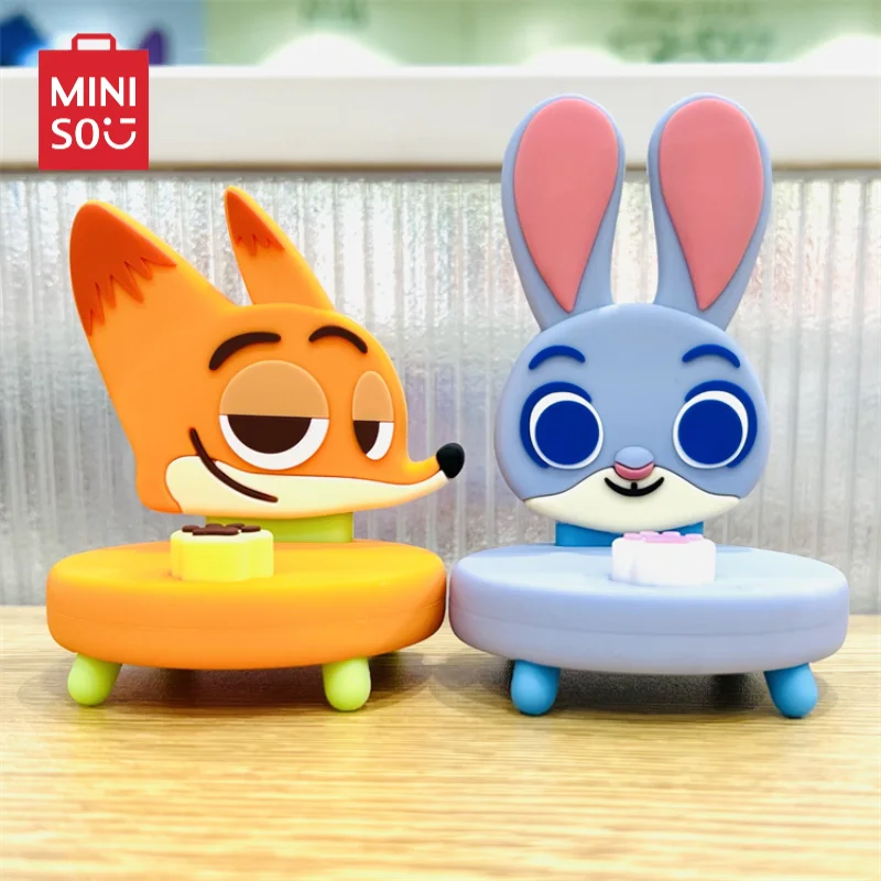 Miniso Zootopia Series Small Stool Desktop Stand Mobile Phone Cartoon Style Nick Wilde Judy Hopps Children's Toy Birthday Gift