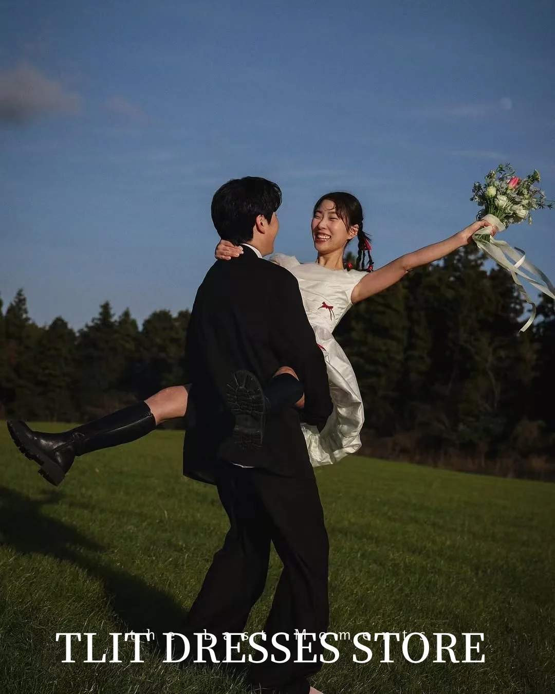 فساتين زفاف قصيرة من قماش التفتا الحريري الكوري من TLIT قبالة الكتف فستان زفاف أنيق لالتقاط الصور مصنوع حسب الطلب للعروس