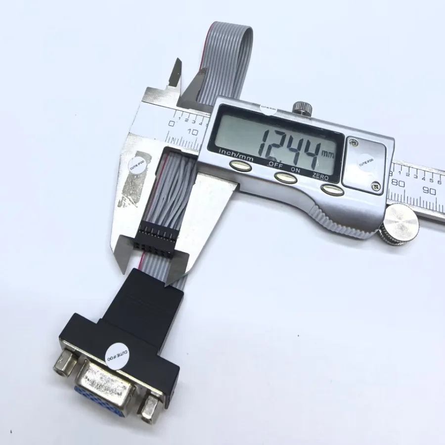 Karta graficzna płyty głównej Interfejs VGA 2,0 mm Przestrzeń interfejsu 12-pinowa żeńska do 15-pinowej obudowy hosta Wspornik GPU Przedłużacz 20 cm