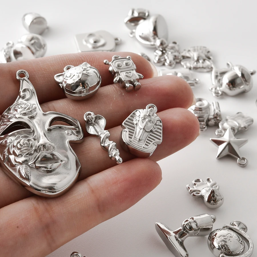 10Pcs Stainless Steel Silver Plated Charms 3D Pendants Pharaoh Camera Globe Crab Robot Princess Dress Animal DIY Jewelry Making
