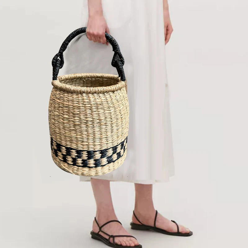 

New Handmade Woven Straw Decorative Flower Basket Beach Bucket Bag Bohemian Ladies Summer Travel Vacation Totes
