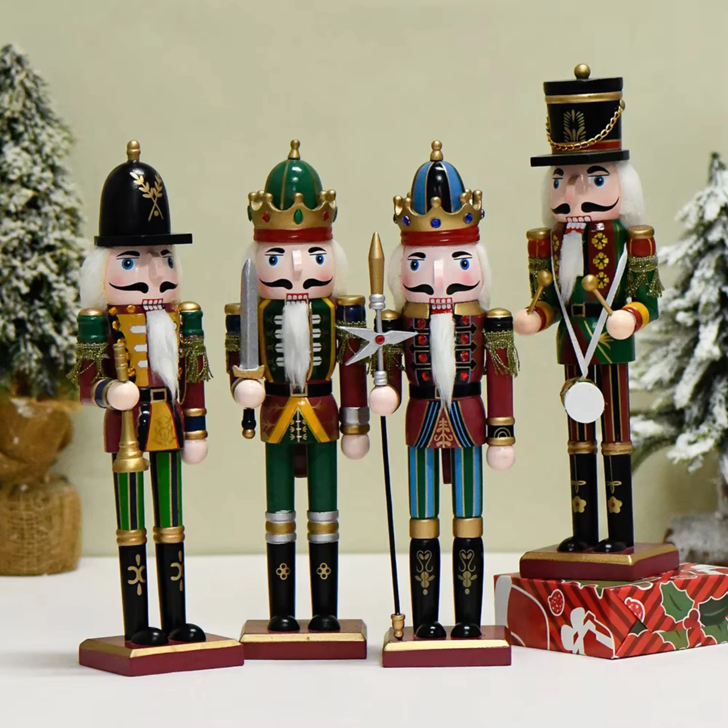 Newest Sale 9*7.5*30cm Wooden Nutcracker Soldier Christmas Doll Ornaments For Christmas New Year Decoration Bee decoration Ponyo