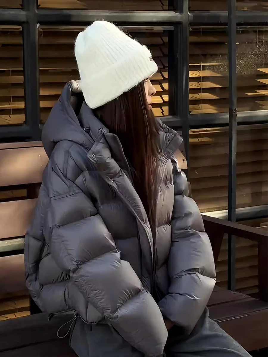 

Повседневная модная короткая белая пуховая куртка для женщин, зимнее утепленное теплое пальто свободного кроя со съемным капюшоном, 3D-дизайн с защитой от ветра