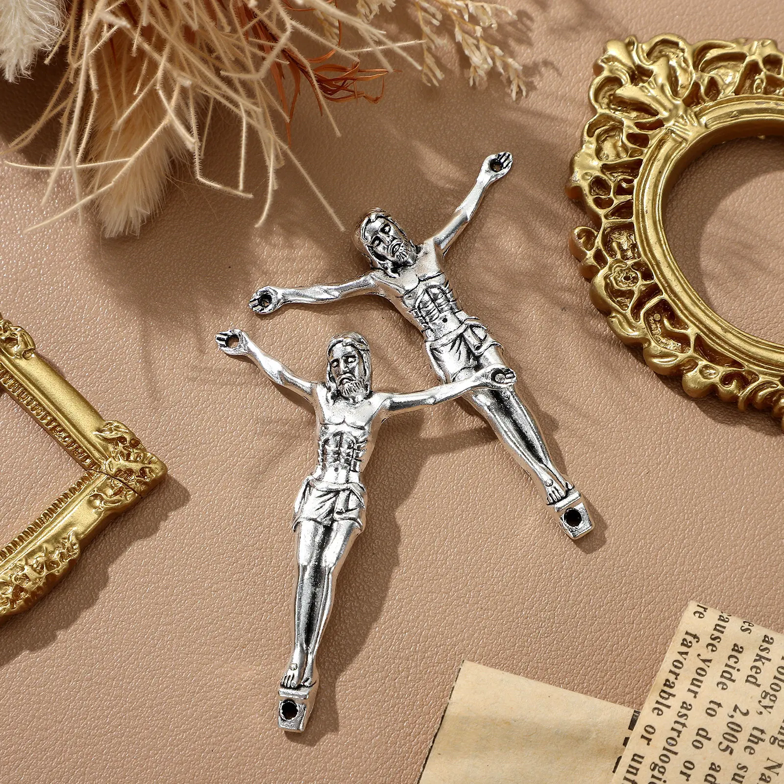 Lot de 2 Croix Crucifix Jésus  - Home Decor Jesus avis et prix