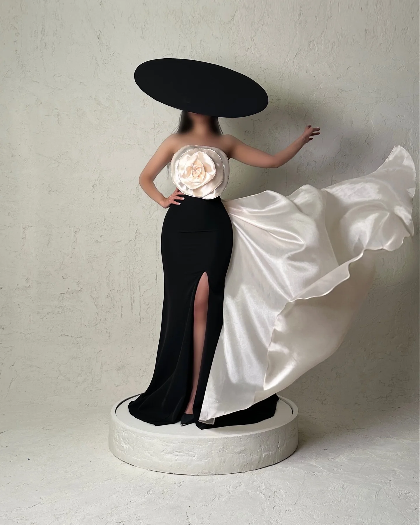 Customized Graceful Mermaid Flowers Panel Train Evening Dresses Delicate Satin Pleats Strapless Vestido De Festa Robe