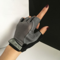 Sports Half-Finger Gloves Equipment Training, Yoga, Outdoor Cycling, Non-Slip, Wear-Resistant, Breathable Summer Fitness Gloves
