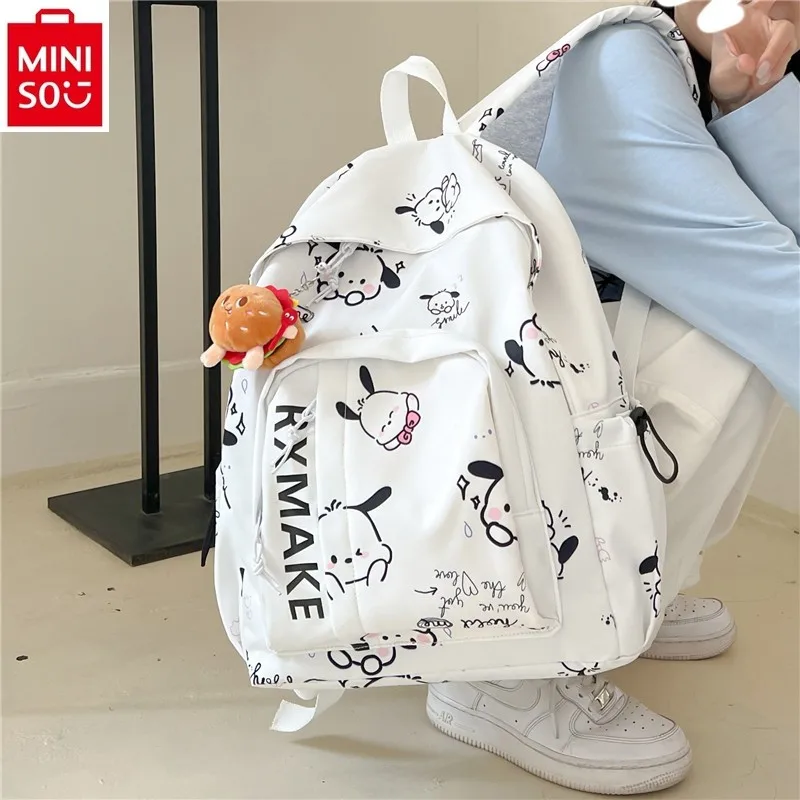 MINISO 2024 Модный Новый женский высококачественный нейлоновый легкий рюкзак для путешествий Студенческая вместительная новая милая сумка для хранения