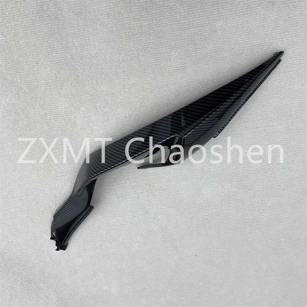 

The motorcycle is suitable for the carbon fiber painted rear side panels of the Ninja 636 Ninja ZX-6R 2019-2023