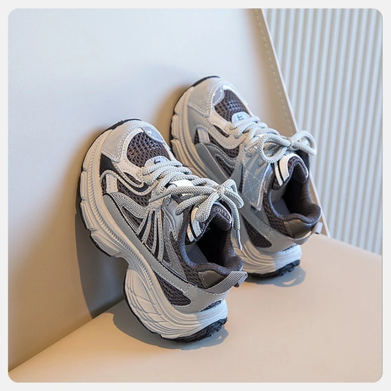 

Fashionable Children Sports Shoes New Student Outdoor Running Shoes Boys and Girls Thick-soled Dad Shoes Comfortable Breathable