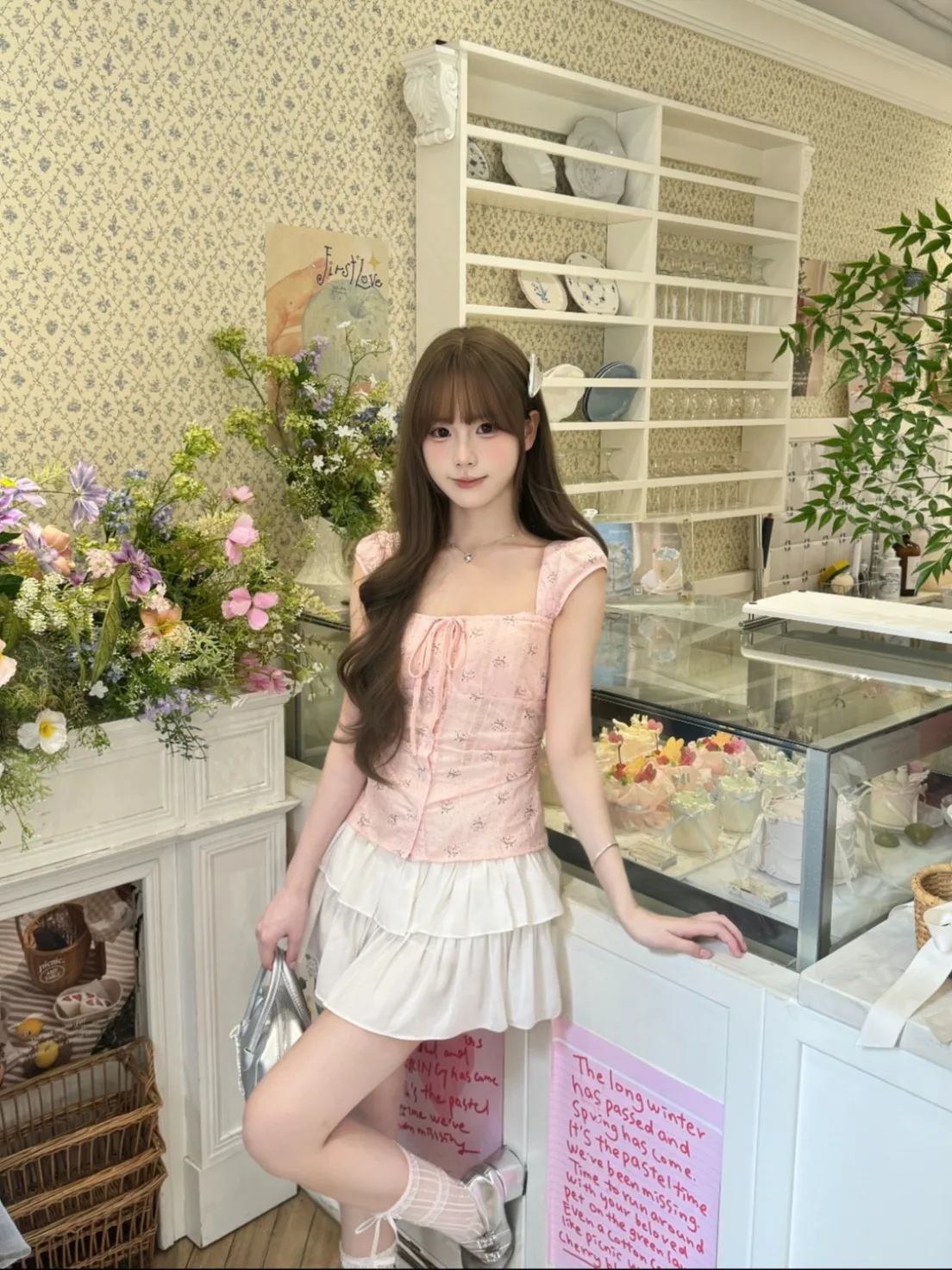 

Sweet Floral Slim Fit Square Collar Shirt And Half Skirt Two Piece Set for Women Summer White Cake Skirt Fashionable Ensemble