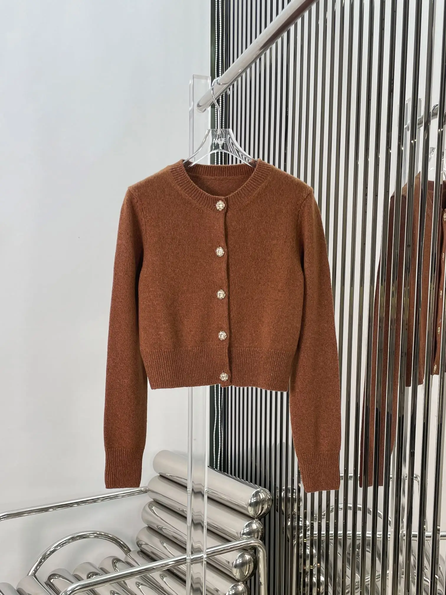 2024 Summer and Autumn New Women\'s Clothing Diamond button round neck solid color knitted cardigan 0808
