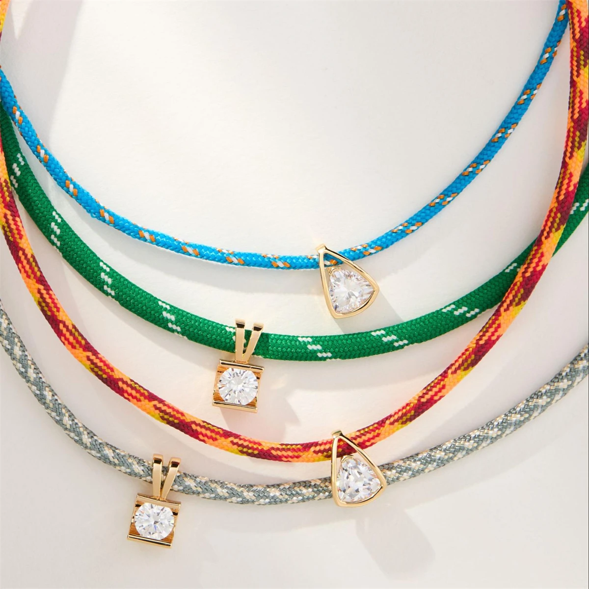 Hot selling dopamine woven color rope zircon necklace with personalized retro style, gold-plated color preservation