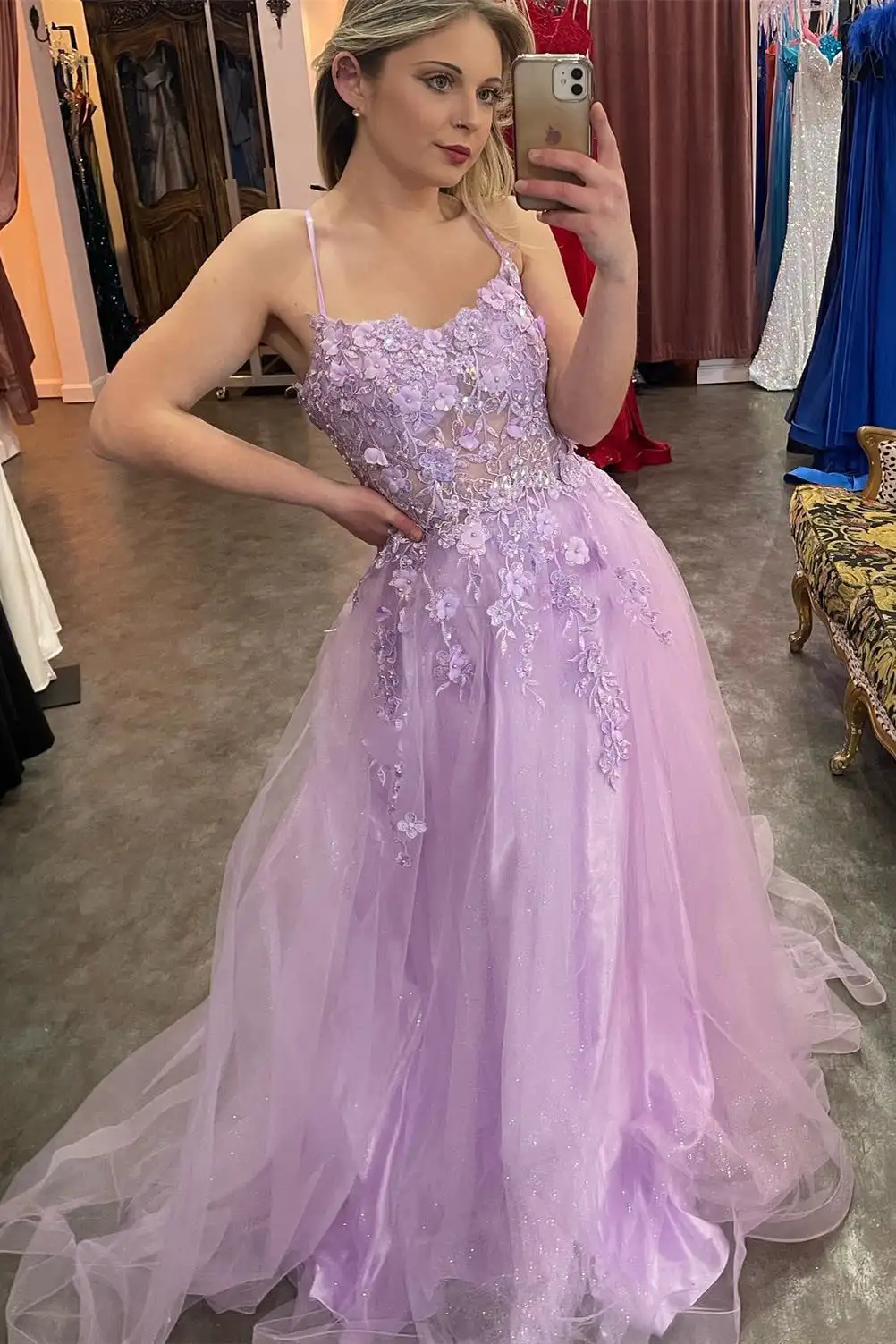 

Lilac Prom Dresses Sparkly Bling Lace Applique Floral Illusion Formal Party Evening Gowns Graduation Dresses Custom made