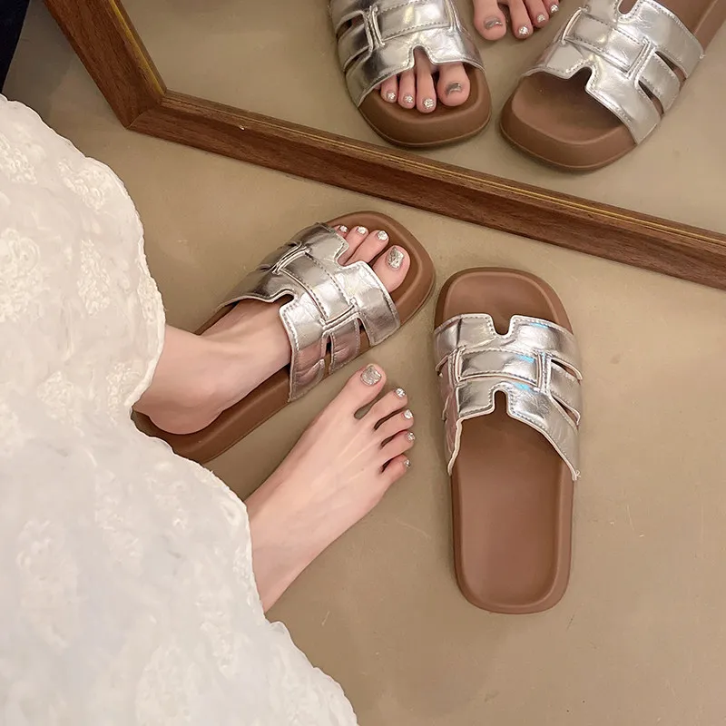 French Retro Sandals for Women Summer New Letter Thick Soled Slippers Fashion Color Blocking Outdoor Beach Flip Flops
