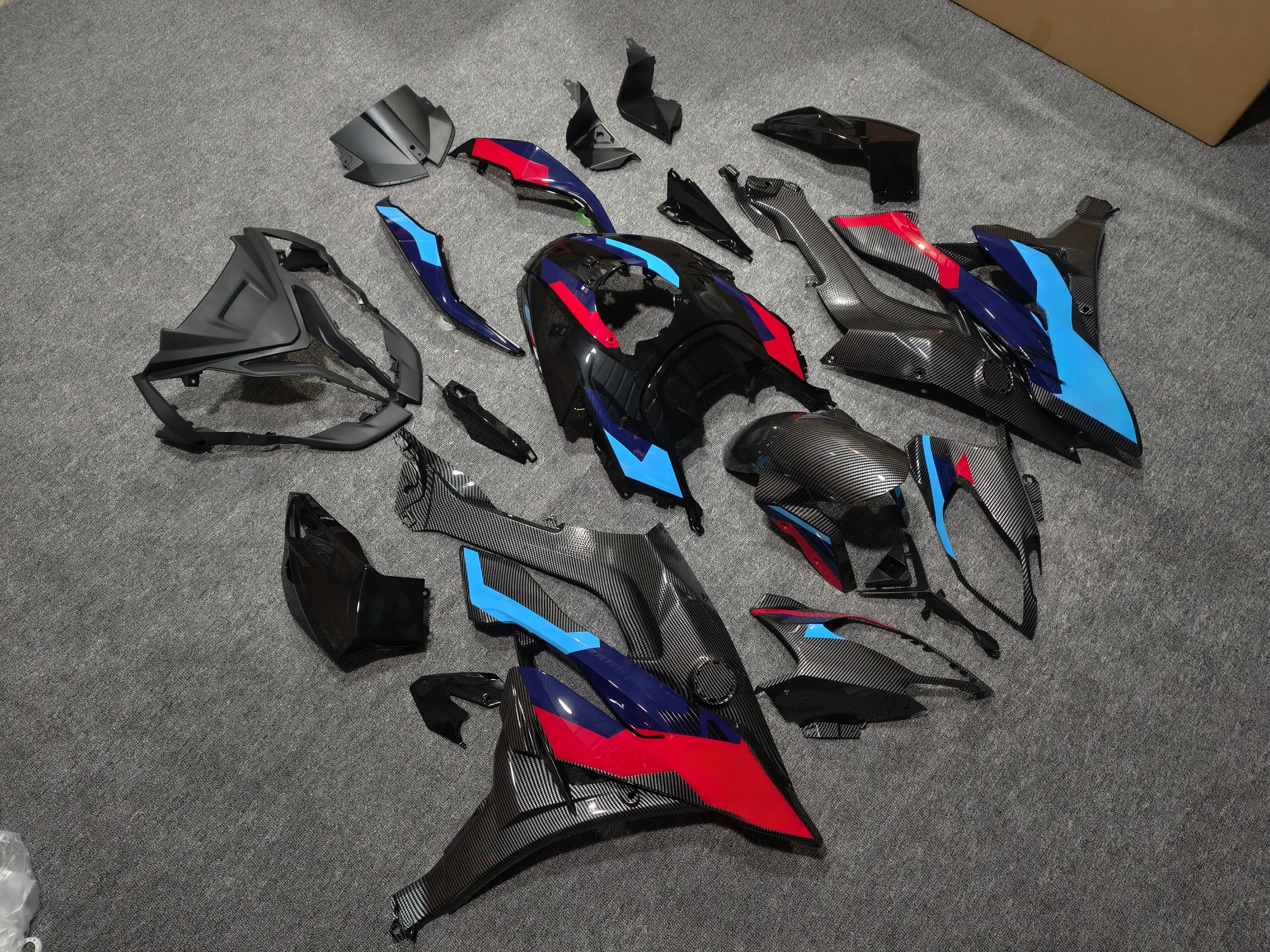 Carbon Fiber Paint Spraying Full ABS Injection   Motorcycle Fairing  Kit for BMW S1000XR 2017 Motorcycle Frame & Body Parts