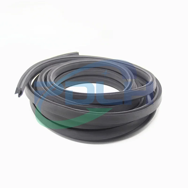 Komori Printing Machine Automatically Cleans Cloth Seal Strips