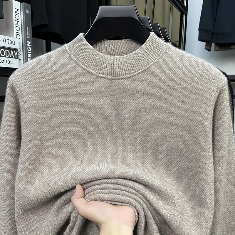 

Новый стиль 2025 года, свитер с высоким воротником на половину меха собольного меха для мужчин, зимняя термофлисовая термовязаная футболка