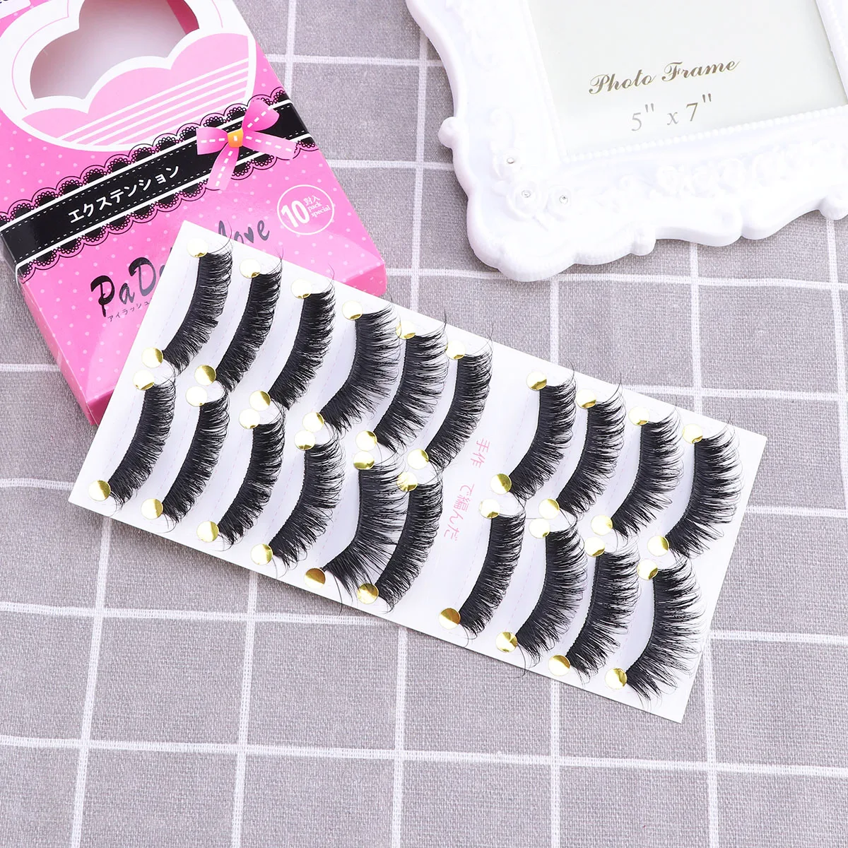 

women dense eyelash natural eyelashes cross eyelashes eyelashes