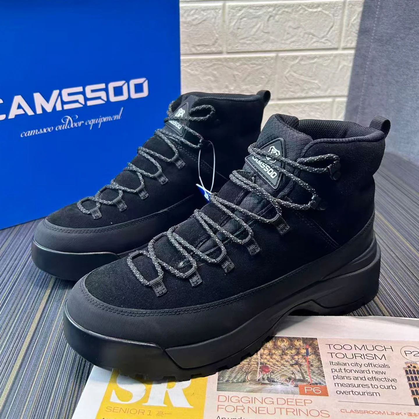 Men's Outdoor Hiking Boots Waterproof Climbing and Trekking Shoes for Hunting Comfortable and Versatile Unisex Hiking Footwear