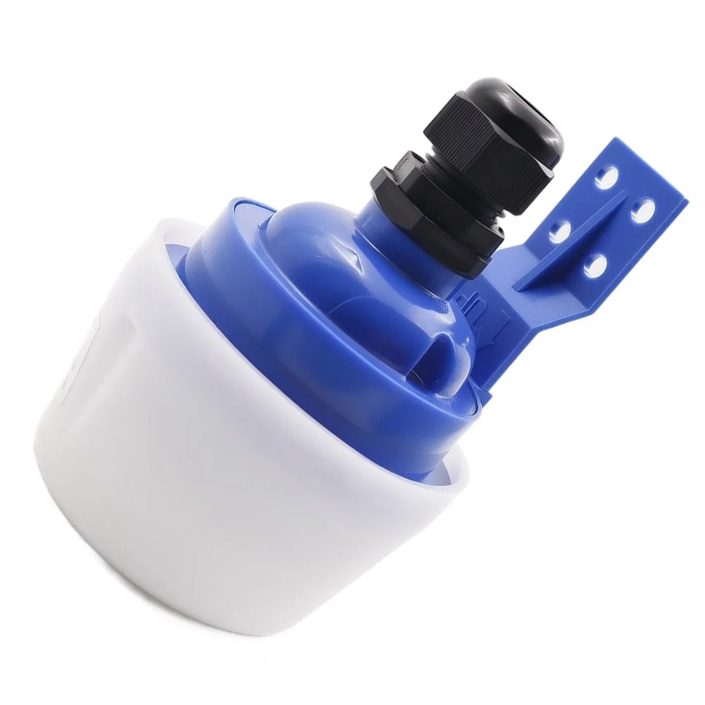 220-240V 10A Photo Detector Switch for Street Lamp Control with 3000W Load Capacity and 41.5mm Hole Spacing for Mounting