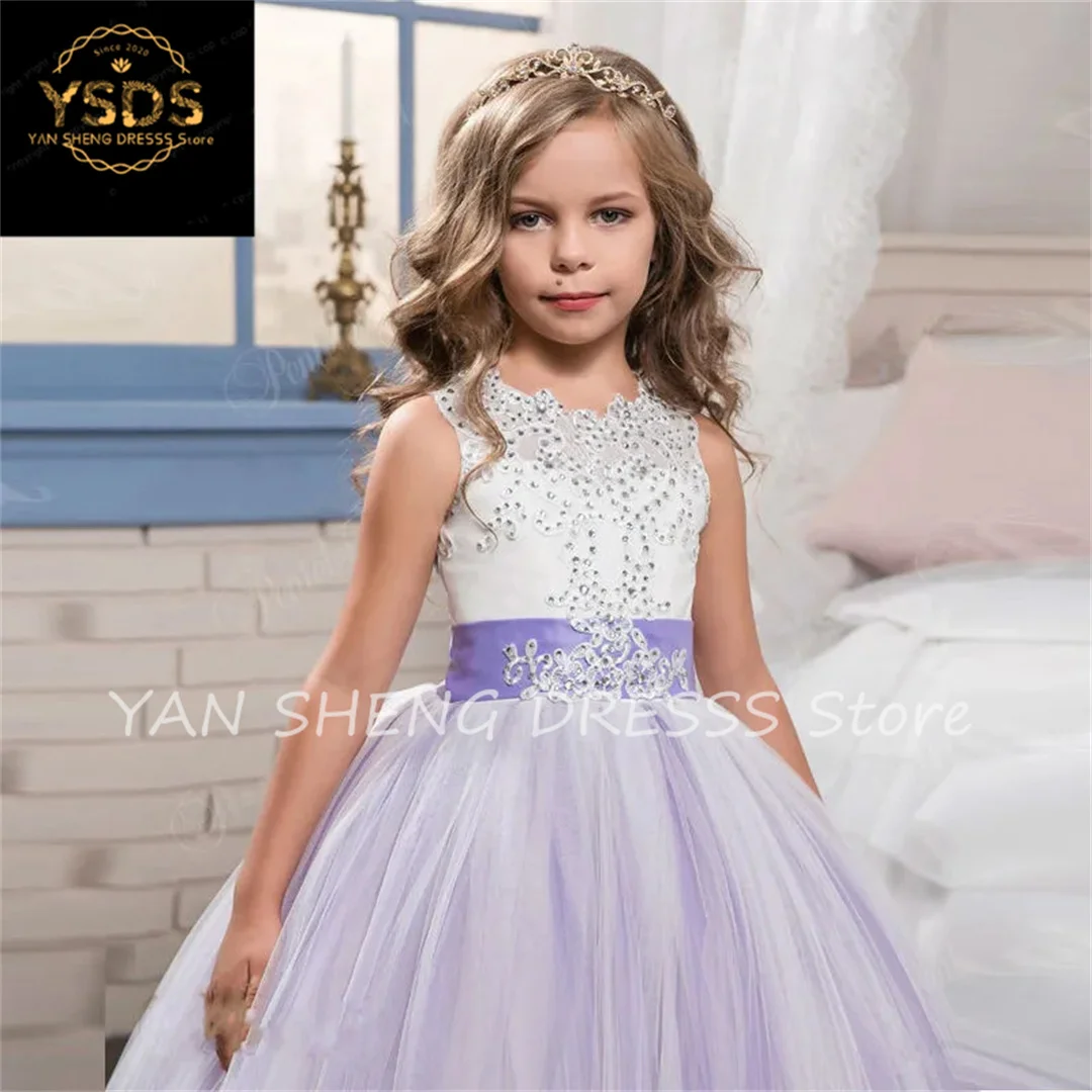 Luxus Spitze Blumen mädchen Kleid Illusion Knopf zurück Mädchen Geburtstags kleid Elfenbein Erstkommunion Kleider Robe de Princesse Fille