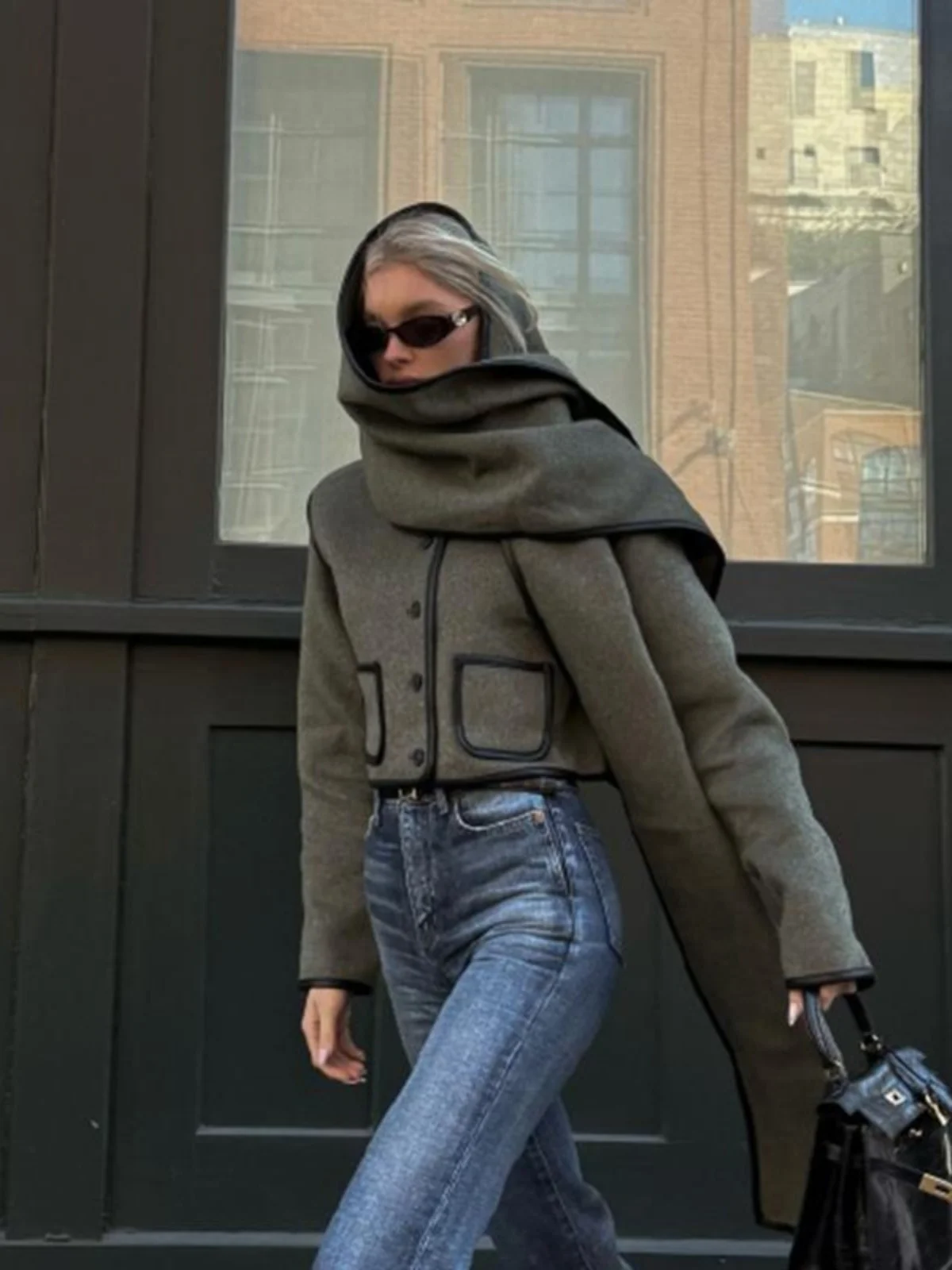 

ElsaHosk Double-Sided Woolen Scarf Women's Fashionable Warm Neck Warmer Shoulder Wrap Versatile Winter Accessory
