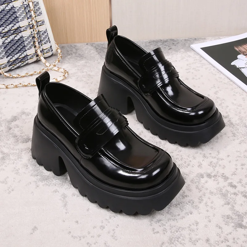 

Black Patent Leather Loafers Zapatos Mujer 2024 Tendencia Chunky High Heels Platform Muffin Thick Sole Heighten Calzados Classic