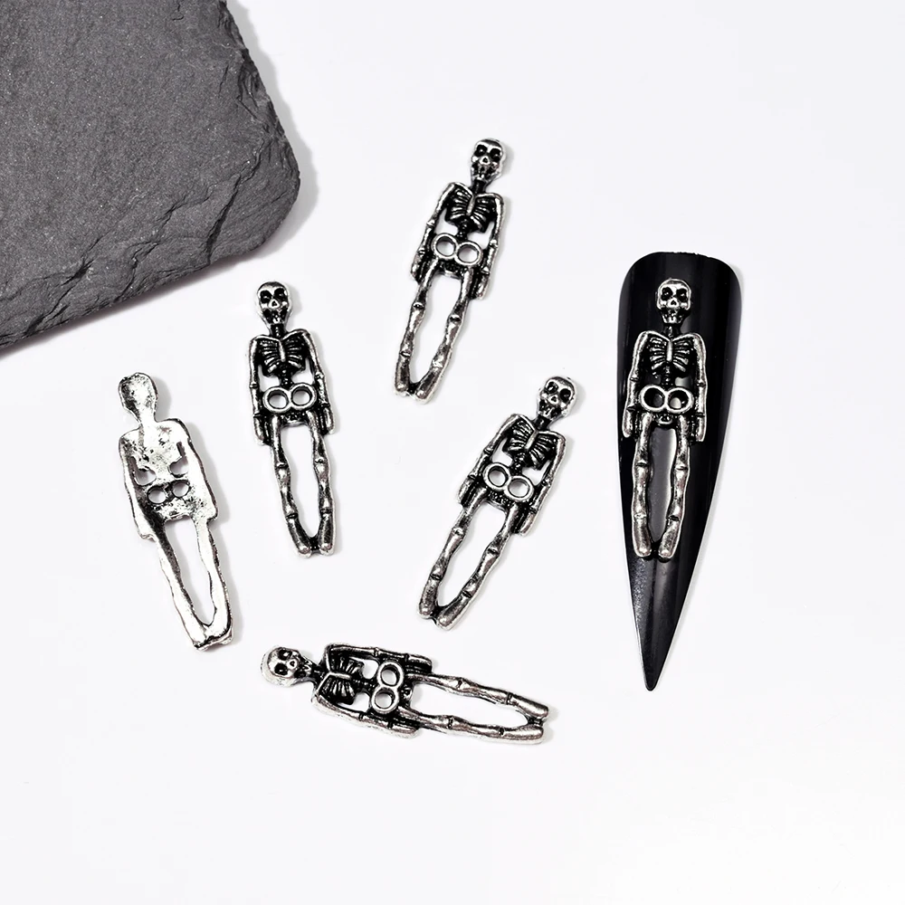 10PCS Gothic Punk Alloy 3D Nail Art Charms Herz Skelett Kreuz Spinne Design für Halloween Nägel Dekoration