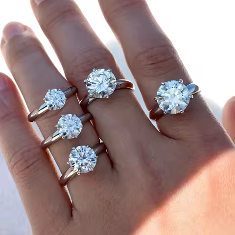 Classic S925 Sterling Silver 1-5CT Round Moissanite Ring Fine Jewelry Plated with 18k Gold Suitable for Gift Giving Anniversary