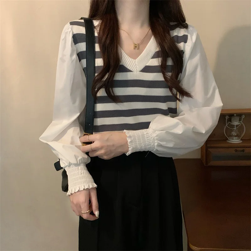 British Style Women's Pullover V-neck Lantern Sleeve Knit Striped Fake Two Piece Shirt Elegant Lady Spring Autumn Sweater Jumper