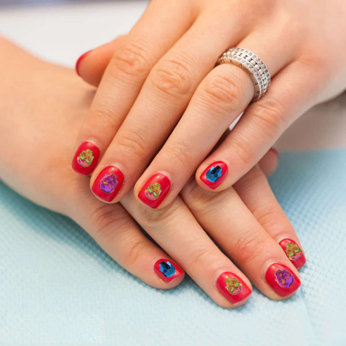 40개 해골 모양 라인스톤 네일 아트 데코 3D 셀프 접착 스티커 DIY 글리터 네일 디자인 우아한 반짝이 시퀸 키트