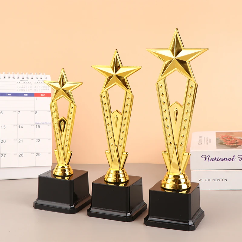 Troféu estrela de plástico para crianças, troféu para competição, recompensa, prêmio, favores de festa, presentes para crianças, 1pc