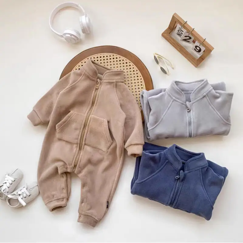 الخريف الشتاء طفل الفتيان الفتيات السروال القصير الوليد لون نقي حللا لينة الجولة الرقبة سستة قطعة واحدة ملابس الأطفال 0-24 متر