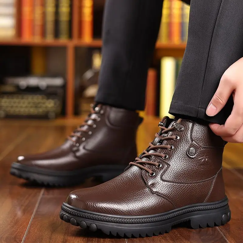 

Men's Cowhide Leather Winter Snow Boots Thickened Fleece Wool Insulated Anti Slip Lace Up Casual Footwear