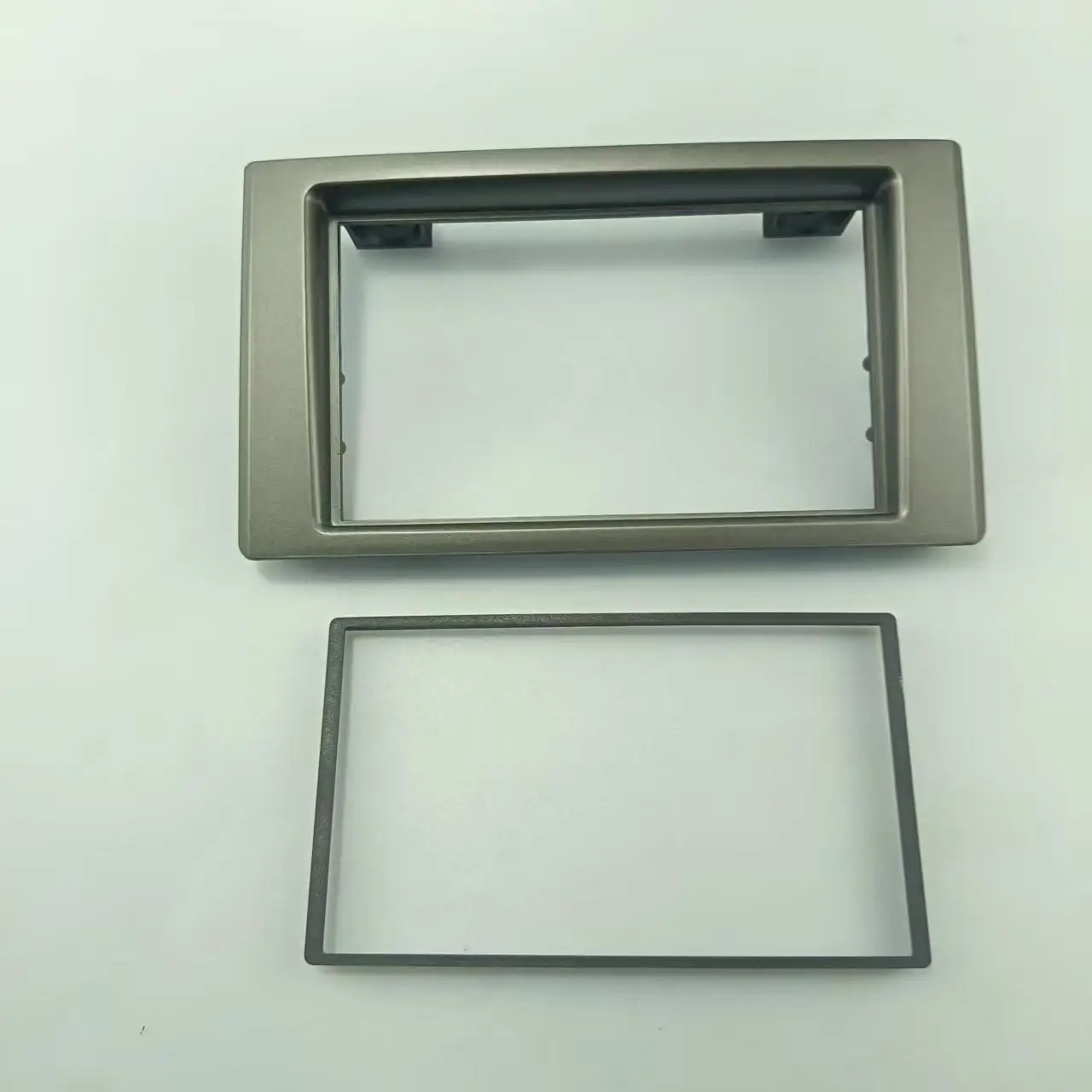 7INCH Car Fascia Radio Panel for IVECO Daily 2006-2014 Frame Dash Fitting Kit Install Bezel