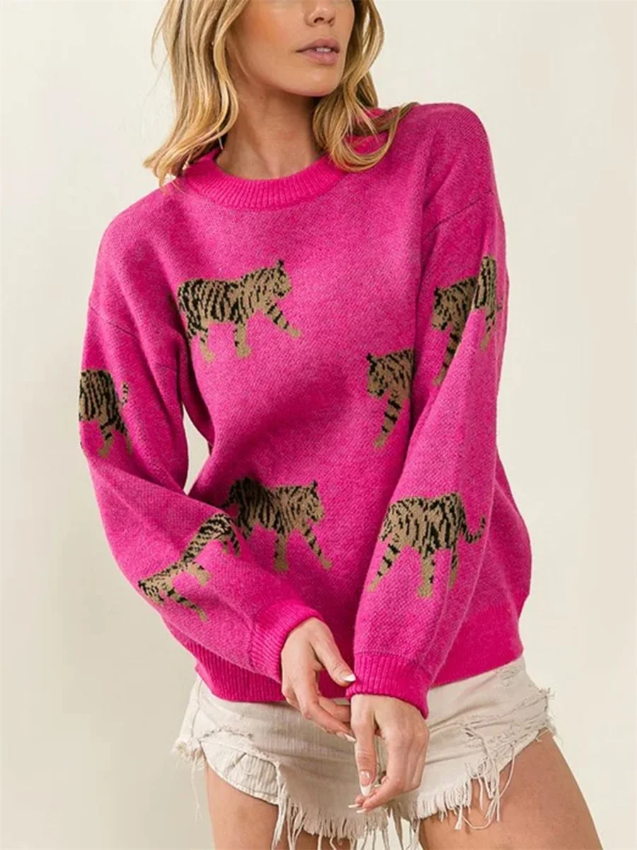 Sweater wanita nyaman, pakaian rajut dasar Pullover lengan panjang motif macan hangat kasual untuk musim gugur