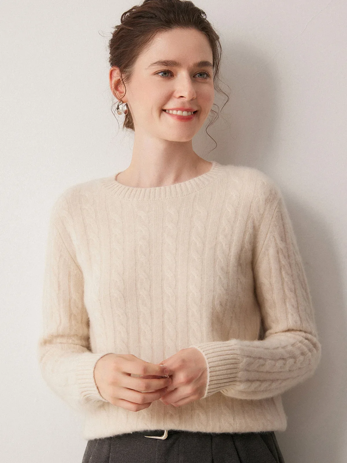 2026 New 30% Cashmere 70% Wool Autumn and Winter Twisted Flower Series Basic Base Wool Sweater Women's Round Neck