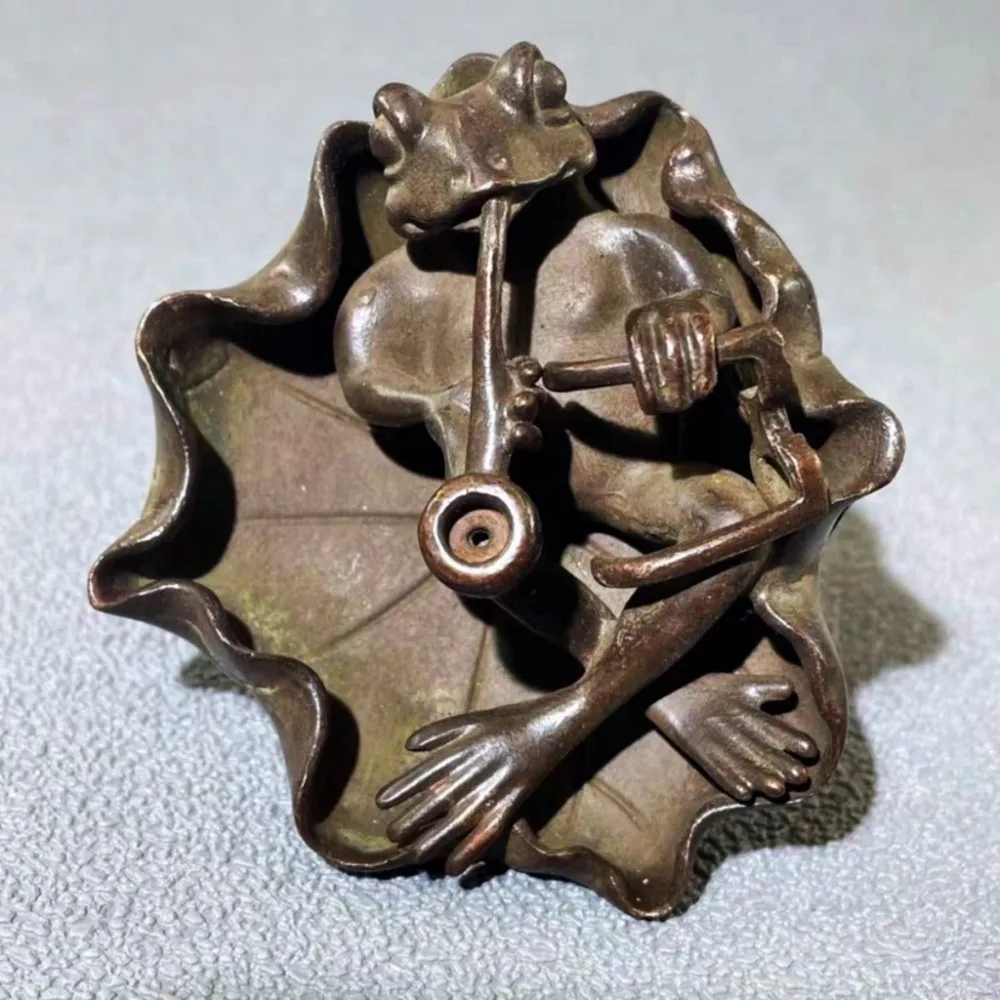Handcrafted Antique-Style Lotus Leaf Pipe, Frog Incense Holder, Home Decor, Antique Artifact, and Ornamental Piece