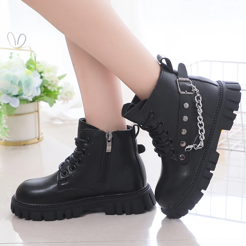 New Black Britain Style Girls Fashion Short Boots Chains Buckle Zipper Cool Brown Boys Boots Non-slip 2023 Children Shoes Unisex