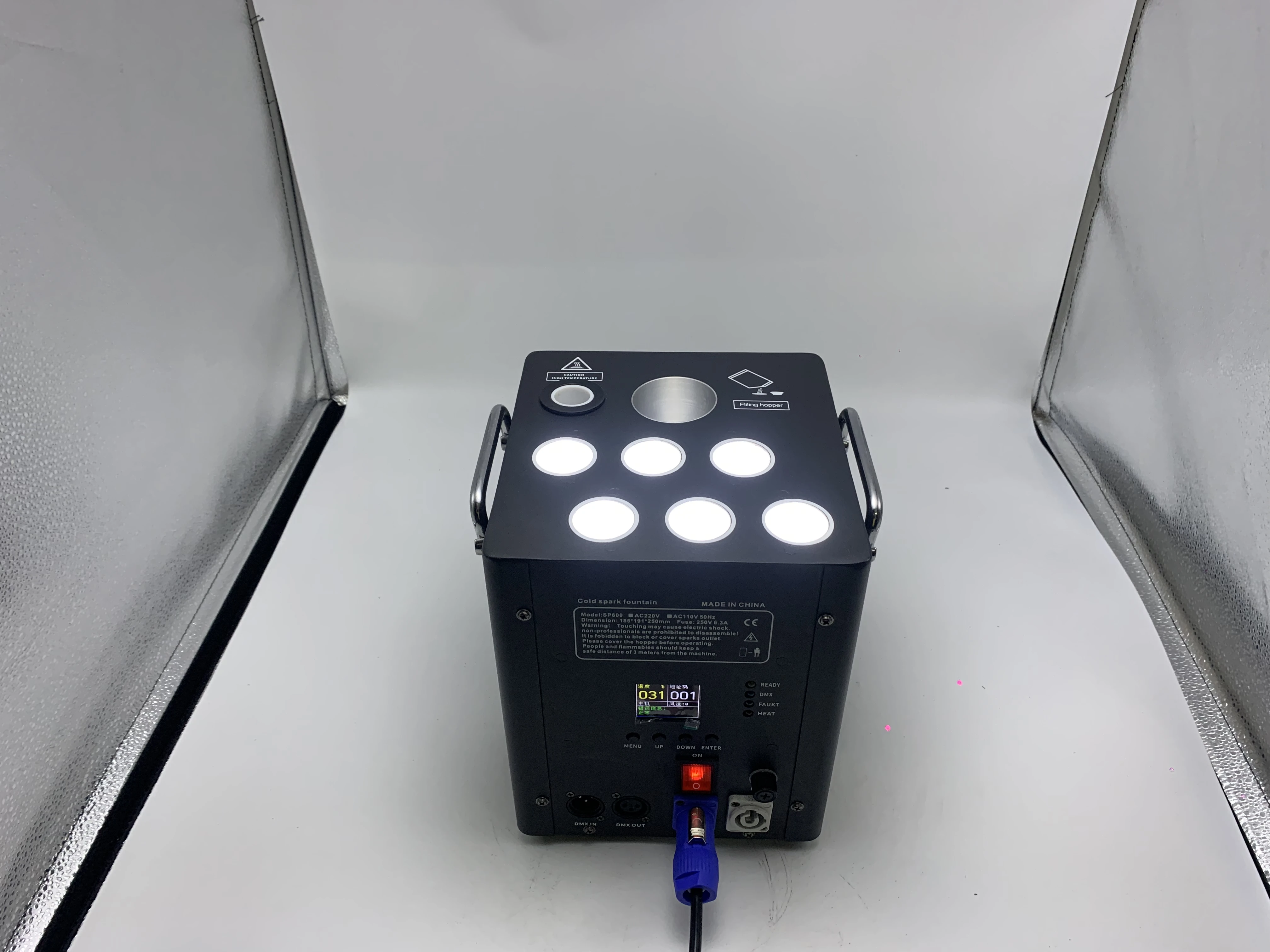 جهاز إطلاق الشرر البارد LED بق - مراجعة Lighting Wedding Outdoor وسعره
