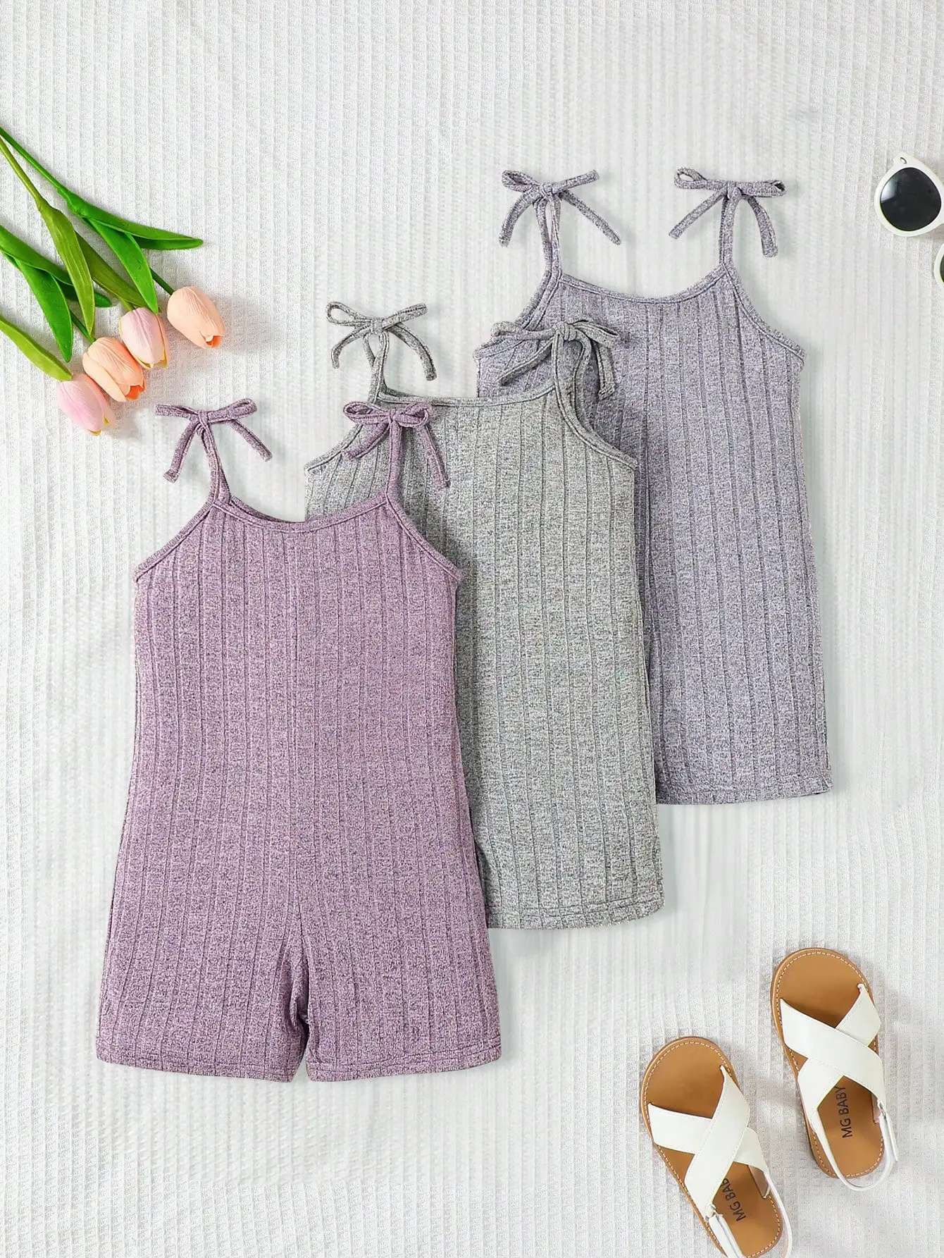 

3pcs Girls Solid Bow Decor Ribbed Jumpsuit Casual Cami Romper