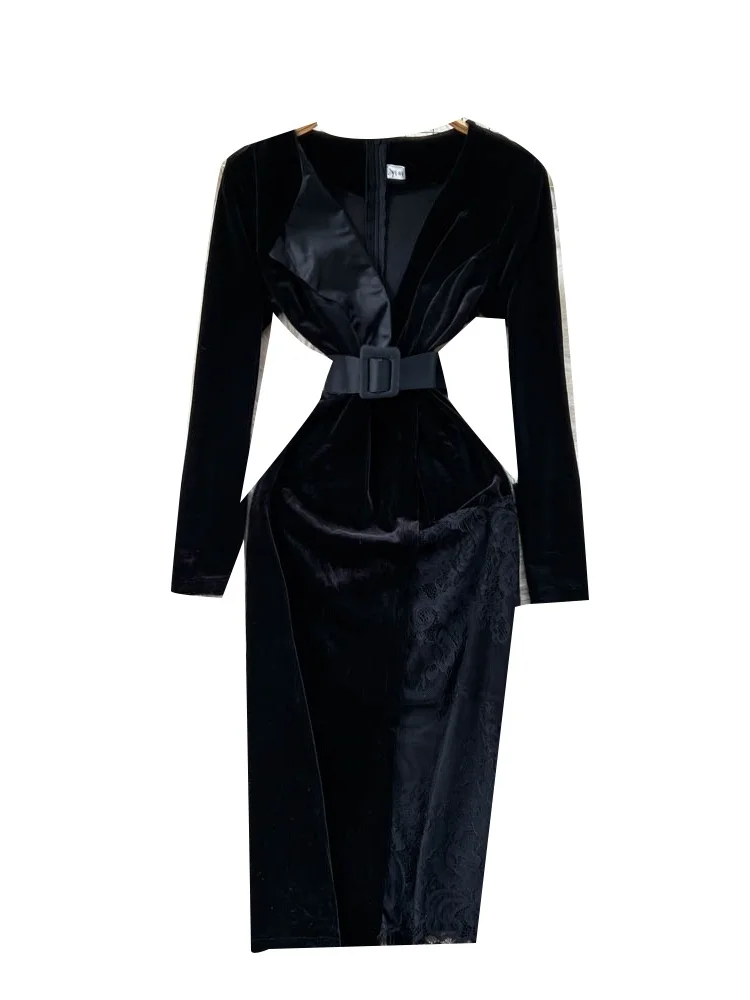 Ele Bla Lace Velvet… - image