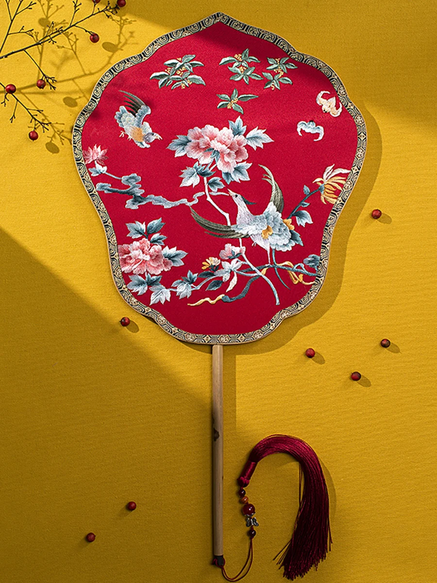 

Double-Sided Embroidered Fan Xiangfei Bamboo round Court Fan Hanfu Accessories Tassel Decorated Silk Fan for Everyone