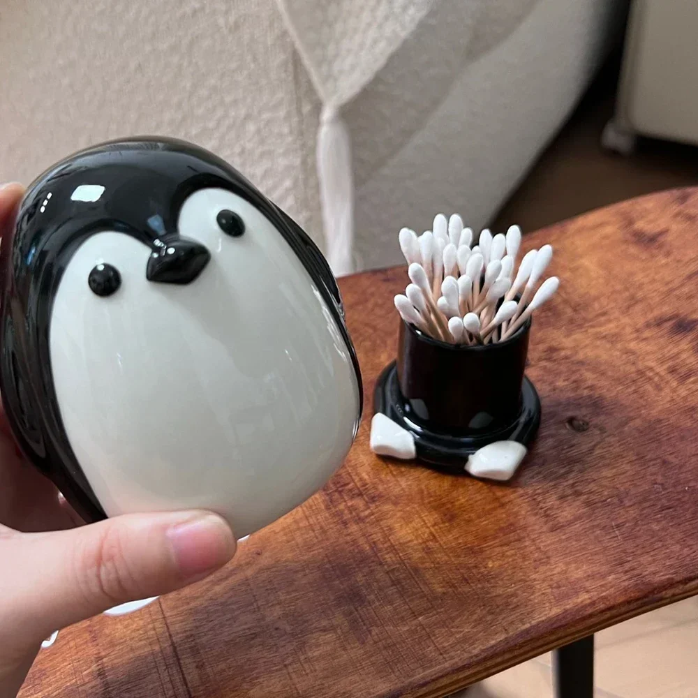 New Cute Penguin Toothpick Holder Cartoon Entrance Living Room Storage Tabletop Ceramic Ornament Toothpick Holder Dining Room