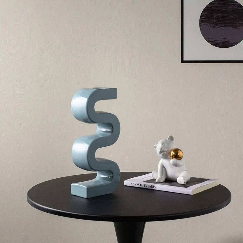 Nordic minimalist S-shaped ceramic candlestick Modern Home Decor living room bedroom dining room desktop decoration candlestick