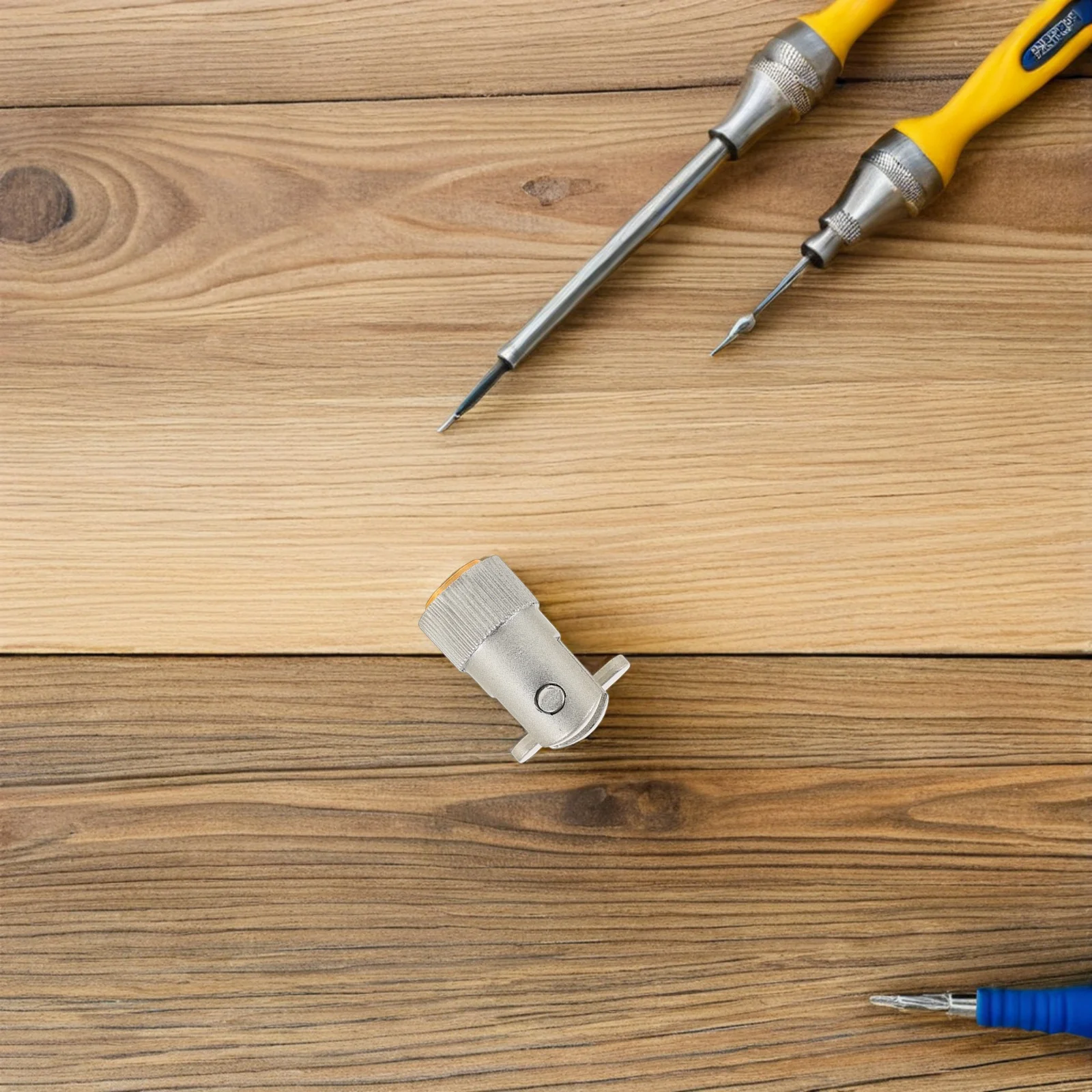 

4.5cm Microphone Shock Mount Bracket Anti-Vibration Socket for Studio Desk Stand Mounting Professional Audio Recording Equipment