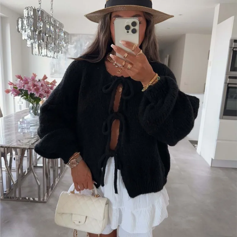 

Elegant Knitted Cardigan Sweater Women's Autumn 2025 Solid Color Commuting Style Cross-Border European And American Fashion