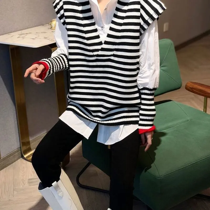 Female Casual Striped Patchwork Blouse Fashion V-Neck Knitted Vest Two Piece Set Korean Loose Single-breasted Polo-Neck Shirt