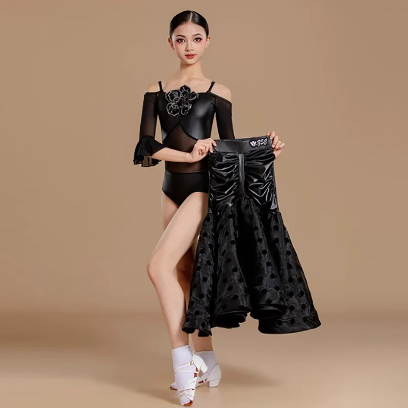 Kinder Mädchen Spaghettiträger Mesh Bodysuit und lange Swing-Röcke Übungssets Kinder Ballsaal Professionelle Tanzkostüme