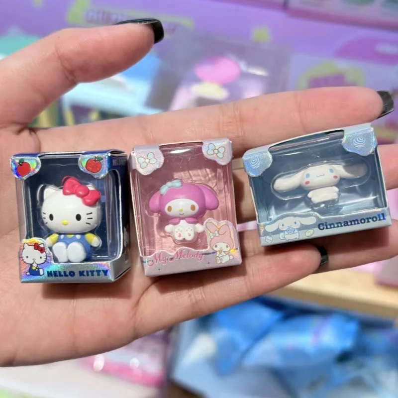 Sanrio família arroz grão boneca primeira caixa cega olá kitty kuromi mini colecionável modelo artesanal bonecas figuras de ação presentes da menina